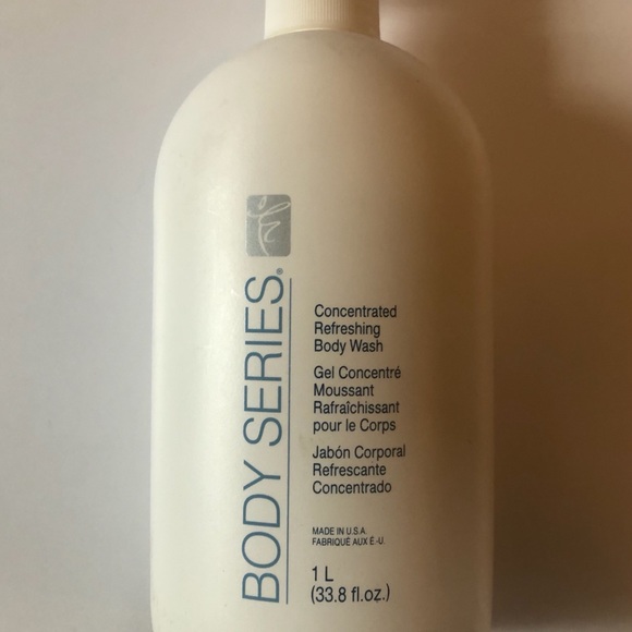 🆕 Body Series Concentrated Refreshing Body Wash - Picture 1 of 3